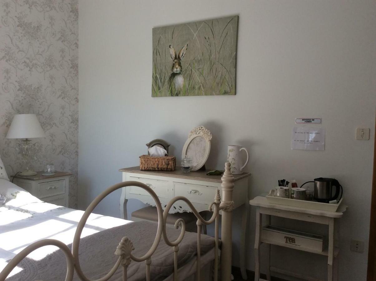 Spruce Lake Sauviat-sur-Vige Bagian luar foto